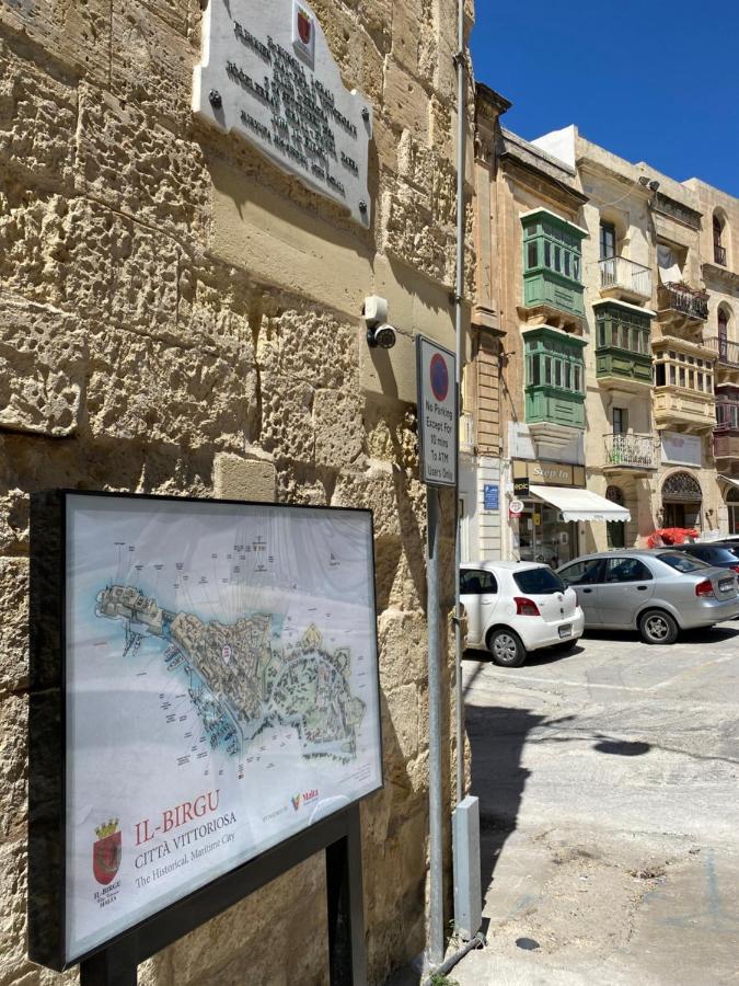 The Knight - Heritage & Art Home At Birgu Square Exterior foto